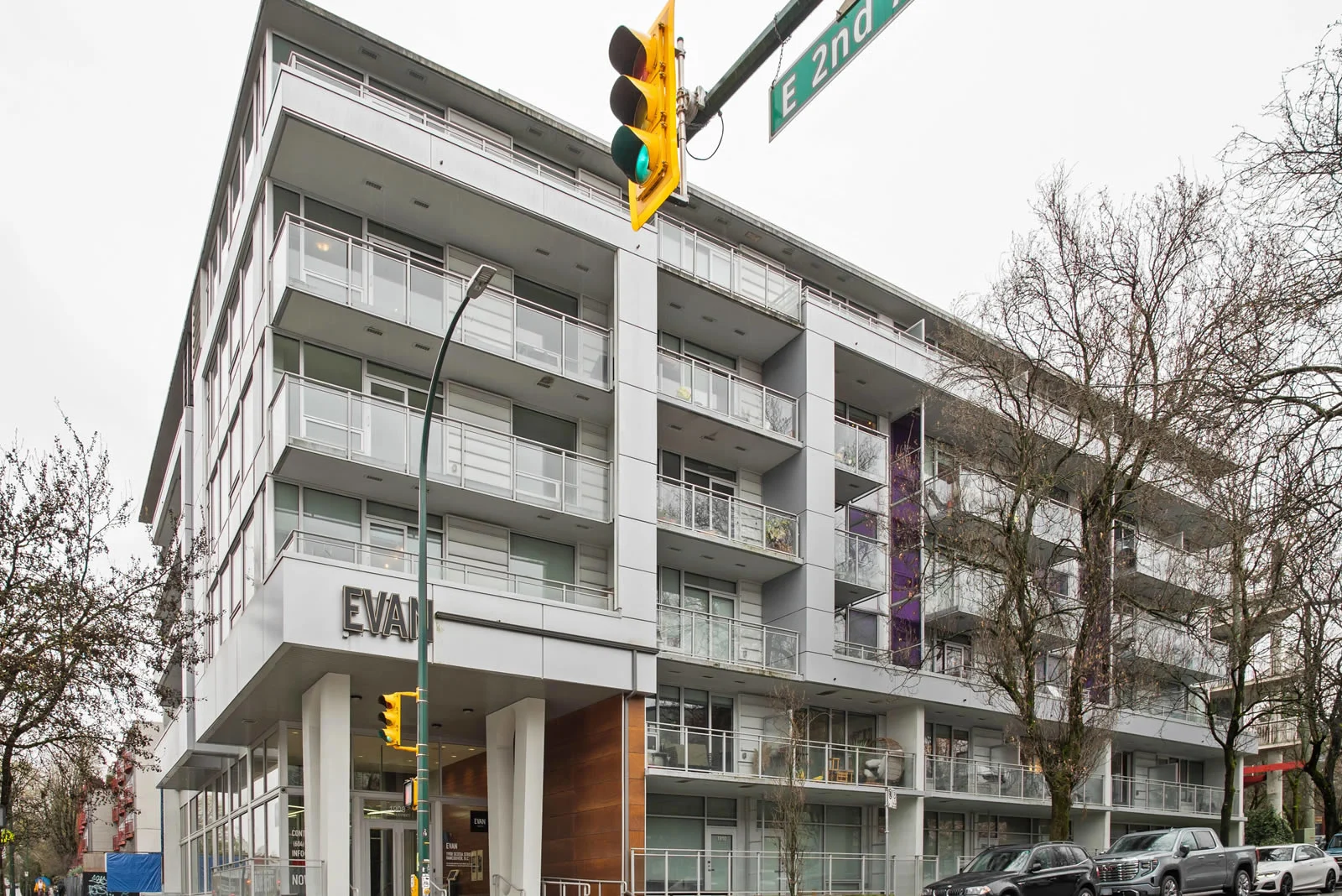 avm building cleaning services 3